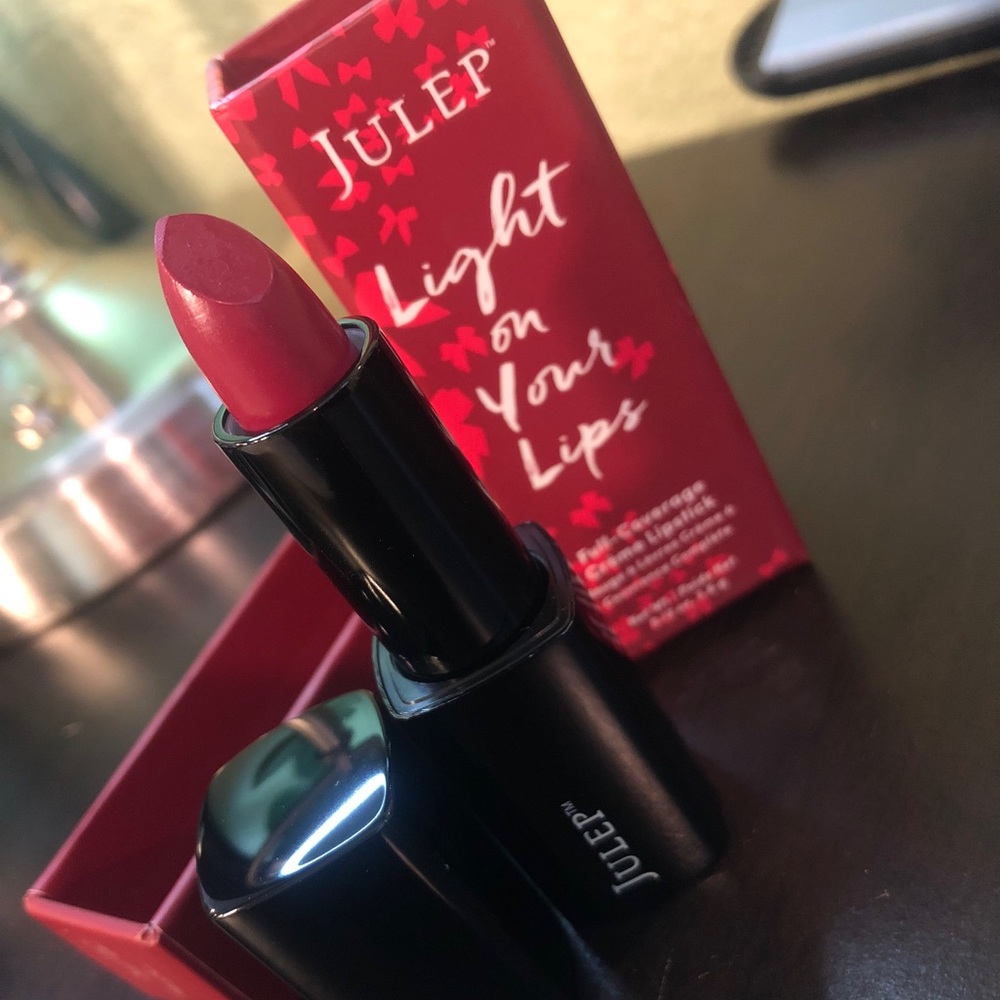 💄 Julep Full-Coverage Crème Lipstick